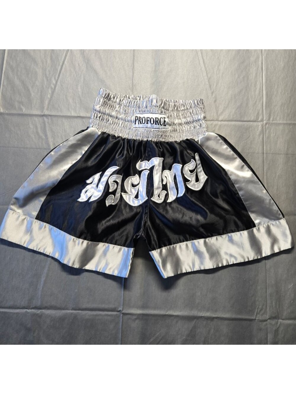 ProForce Muay Thai Shorts Black Silver Satin Mens Sz M (26-0226)
